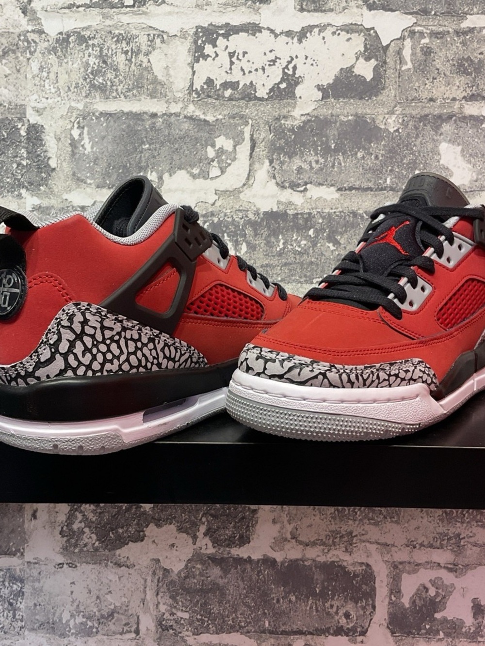 Jordan Men’s Red and Black Basketball Sneakers with Elephant Print